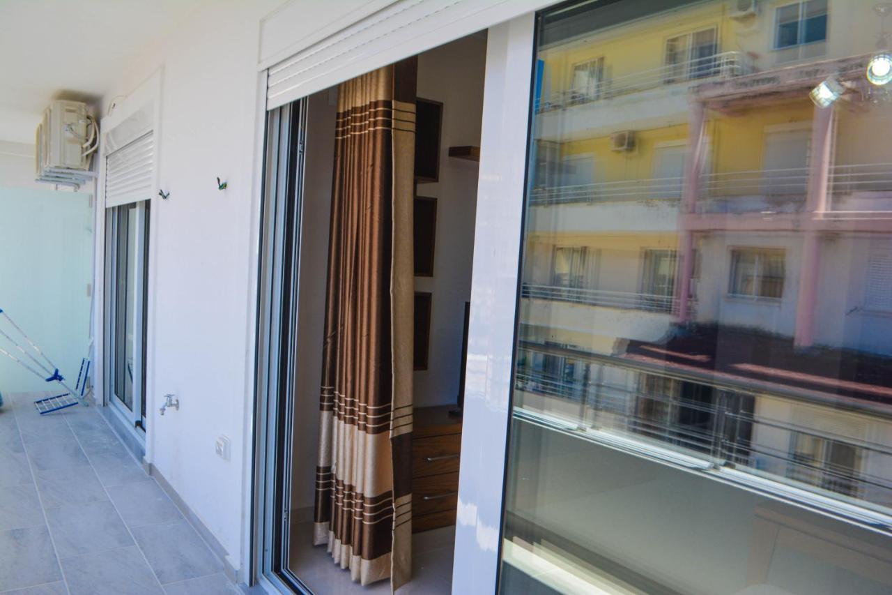 סרנדה Ersid Apartaments In The Centre מראה חיצוני תמונה