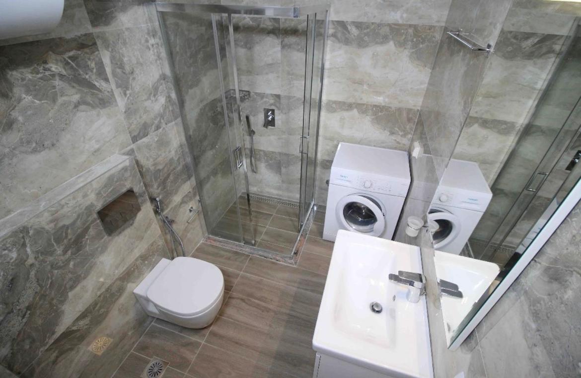 סרנדה Ersid Apartaments In The Centre מראה חיצוני תמונה